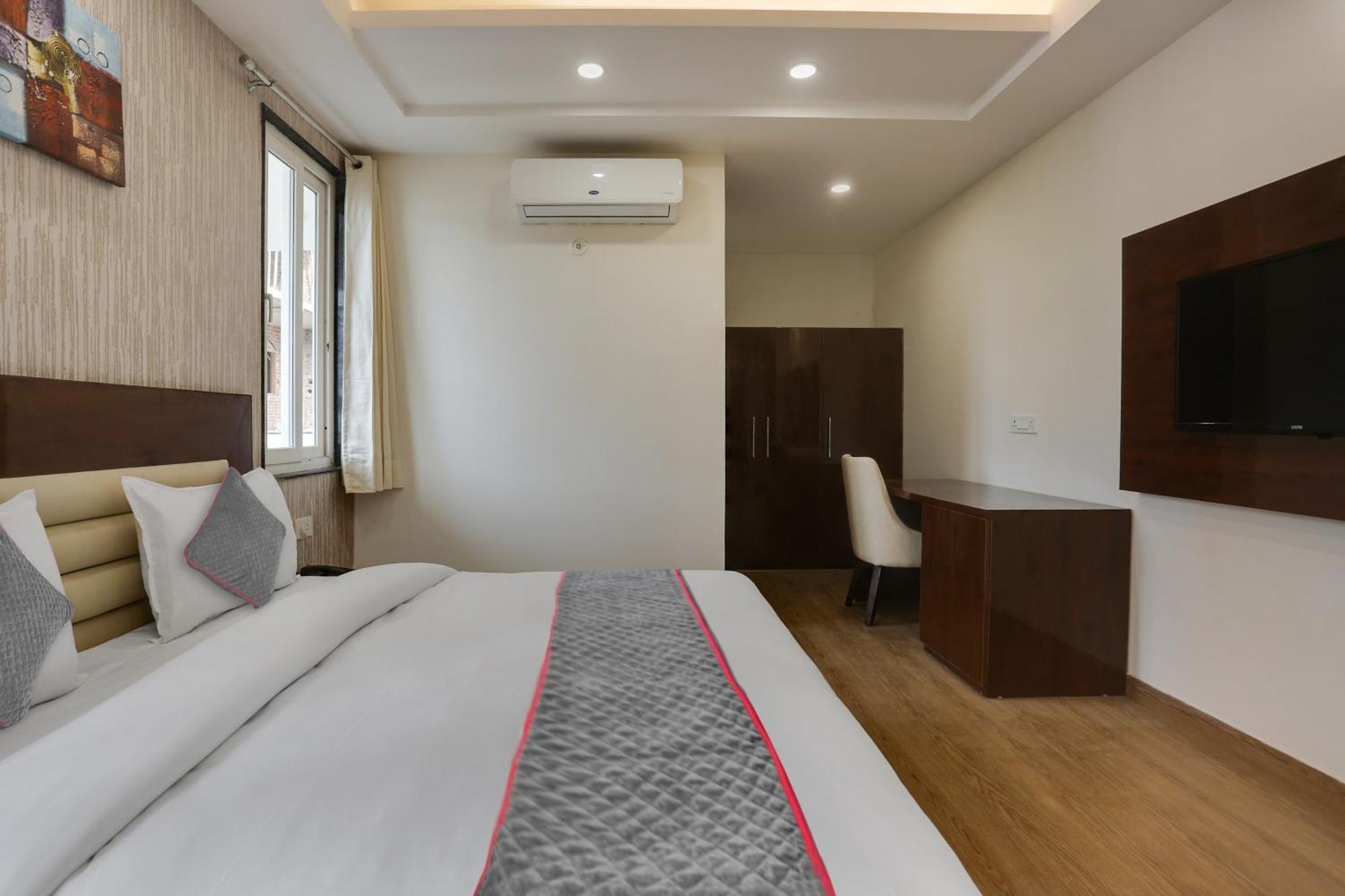 Townhouse The Adore Inn Gurgaon Exterior foto